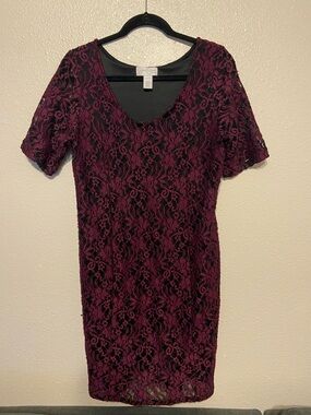 Maternity Burgundy Lace Short Sleeve Dress, Size Large